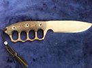 knuckle knife.jpg
