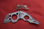 Knives 240.jpg