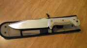 KA-BK77-Kabar-Becker-Combat-Utiltiy-Knife.jpg
