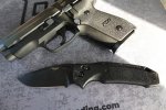 SIG.JPG