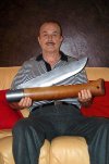 big-things-07-big-knife.jpg