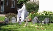 1.graveyard.jpg