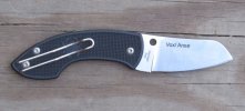 knife040C.jpg