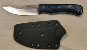 Big Chris Sportsman M4 black and blue G10 right.jpg