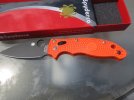 Spyderco Manix 2 C101PORBK2 Orange Black S90V (2).JPG