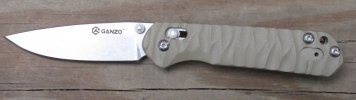 knife086C.jpg