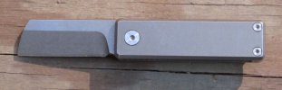 knife108B.jpg
