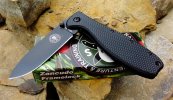 zancudo with ESEE box.jpg zancudo with ESEE box.jpg