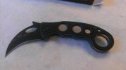 karambit.jpg karambit.jpg