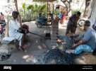 india-blacksmith-home-industry-forging-iron-BK9W2Y.jpg