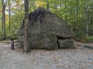 Glacial-erratic-at-the-Flume.jpg