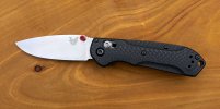 Benchmade Mini Freek CF .jpg