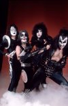 rs-14818-20140325-kiss-x1800-1395769755.jpg
