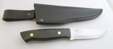 Enzo_Trapper_95_01_Green_Canvas_Micarta_grande.jpg Enzo_Trapper_95_01_Green_Canvas_Micarta_grande.jpg