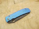 turquoise framelock 014.JPG