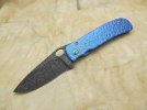 turquoise framelock 008.JPG