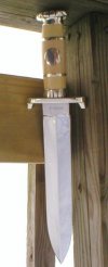 Voorhis dagger right.jpg