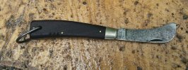 Schrade Walden 136 Hawkbill.jpg