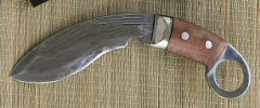 Kerambit-C-Lachhu-01-cherryC.jpg