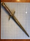 theater knife profile sm.JPG