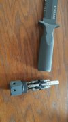 Schrade SCHF2 with driver set.jpg Schrade SCHF2 with driver set.jpg