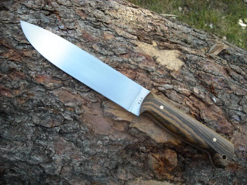 campknife002.jpg