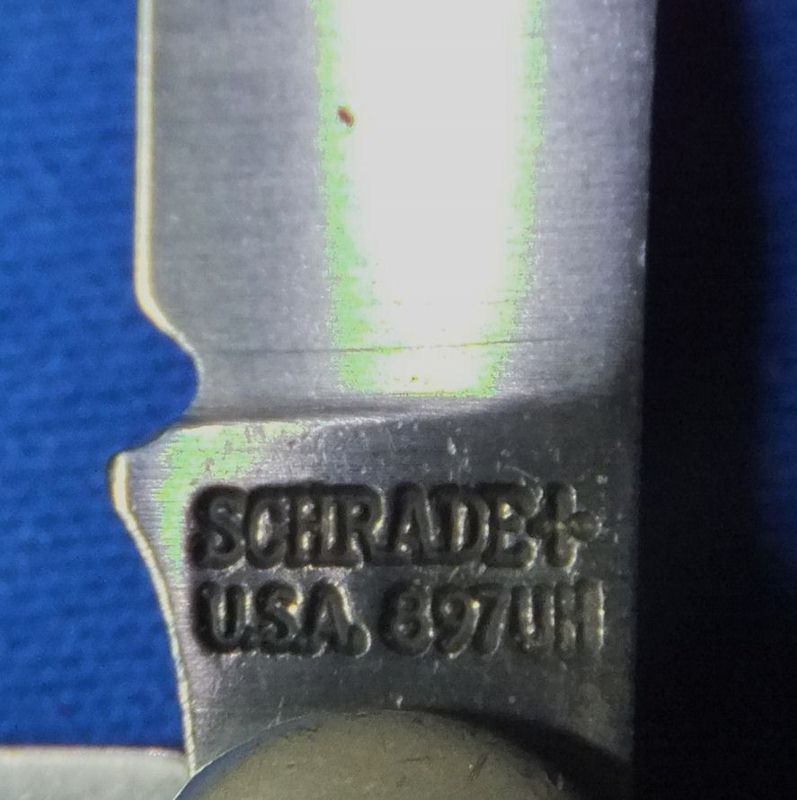897UM-4.jpg