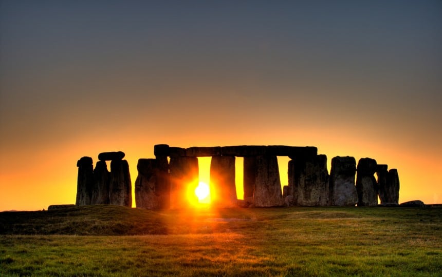 Summer-Solstice-Stonehenge-860x540.jpg
