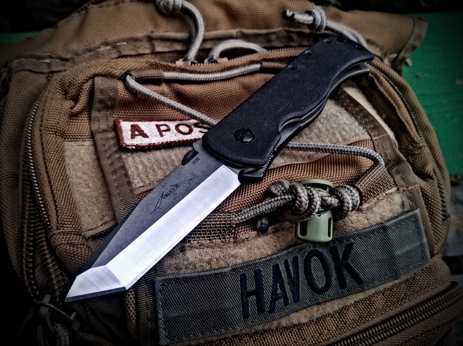 P8zJj2PSxH4.jpg