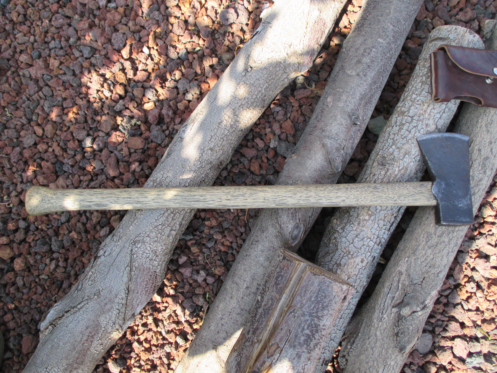 axes%20005.jpg
