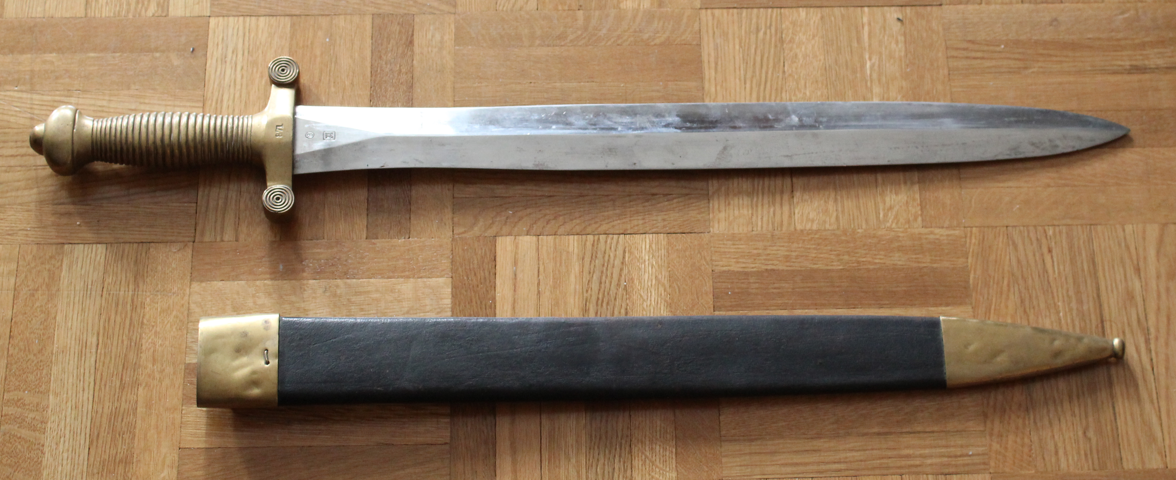 French_artillery_short_sword.jpg