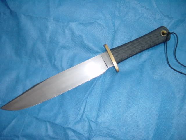 BLADES032.jpg