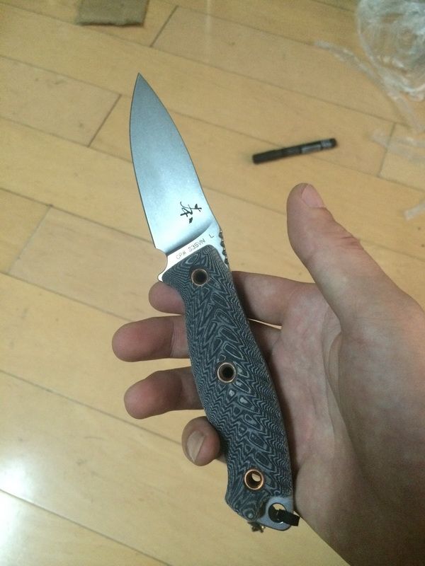 INHAND.jpg