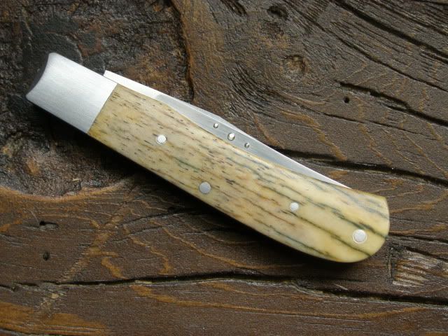 knives214.jpg