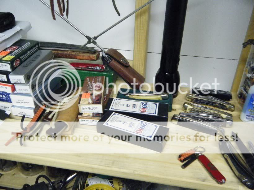 KnifeShelf_Feb2011.jpg