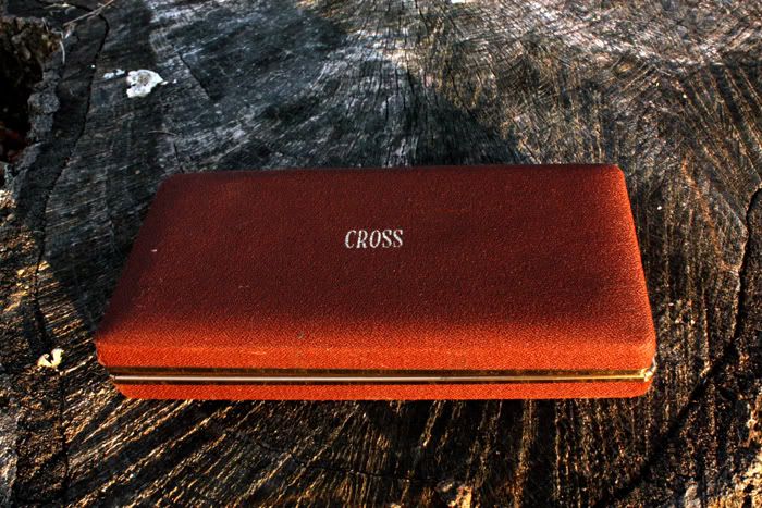 Cross1.jpg