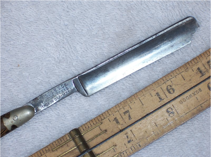 Straightrazor.png