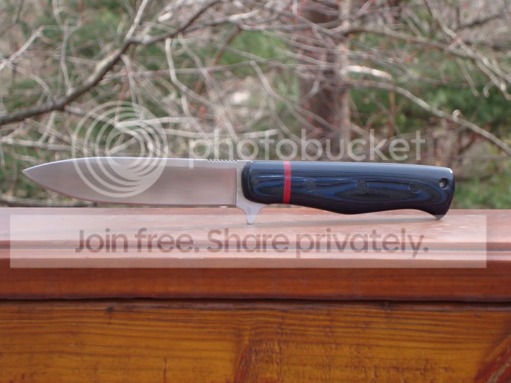 outdoorknifepix002.jpg