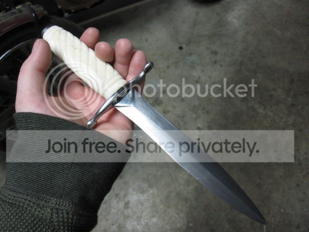 Knives422.jpg