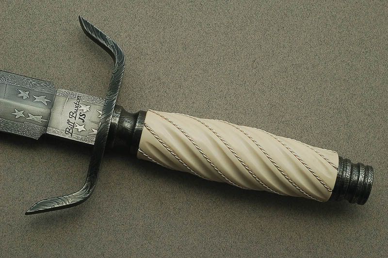 Tquilliondagger44.jpg