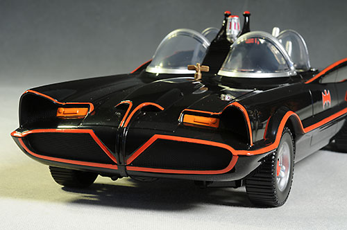 review_66batmobile_3.jpg