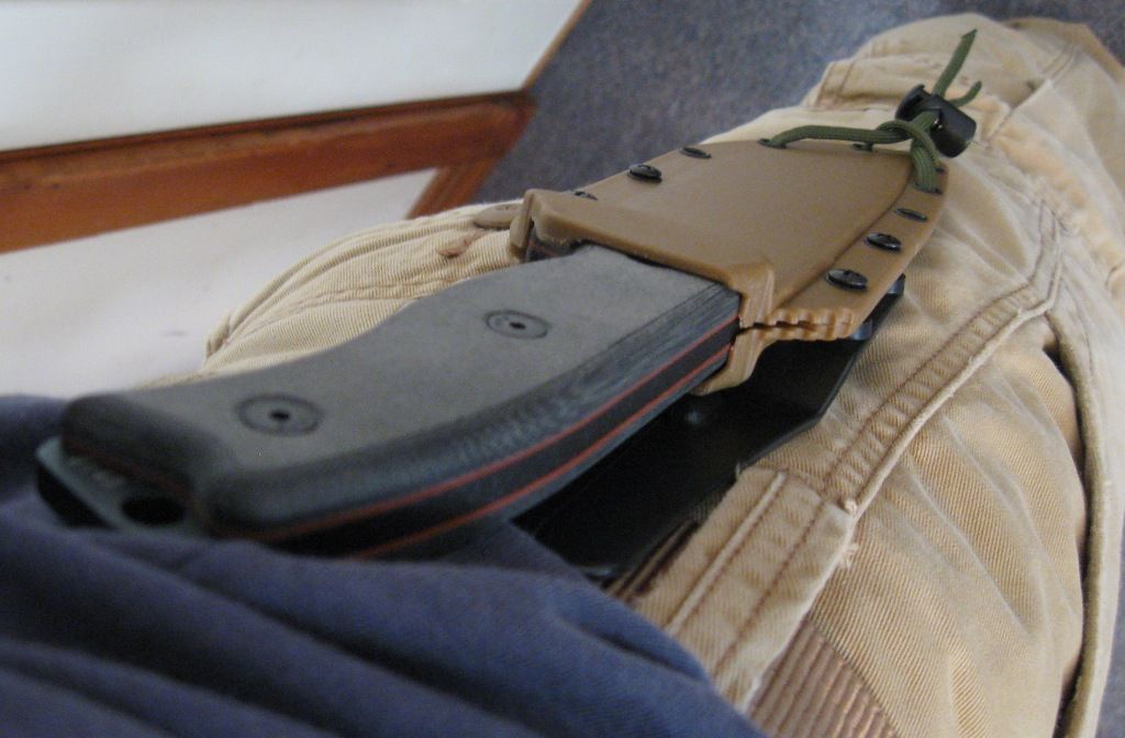 ESEE_ClipPlate_Mount.jpg