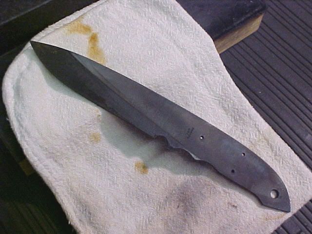 NEWKNIFE1.jpg