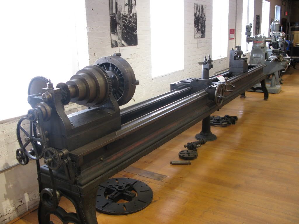 APM224lathe.jpg