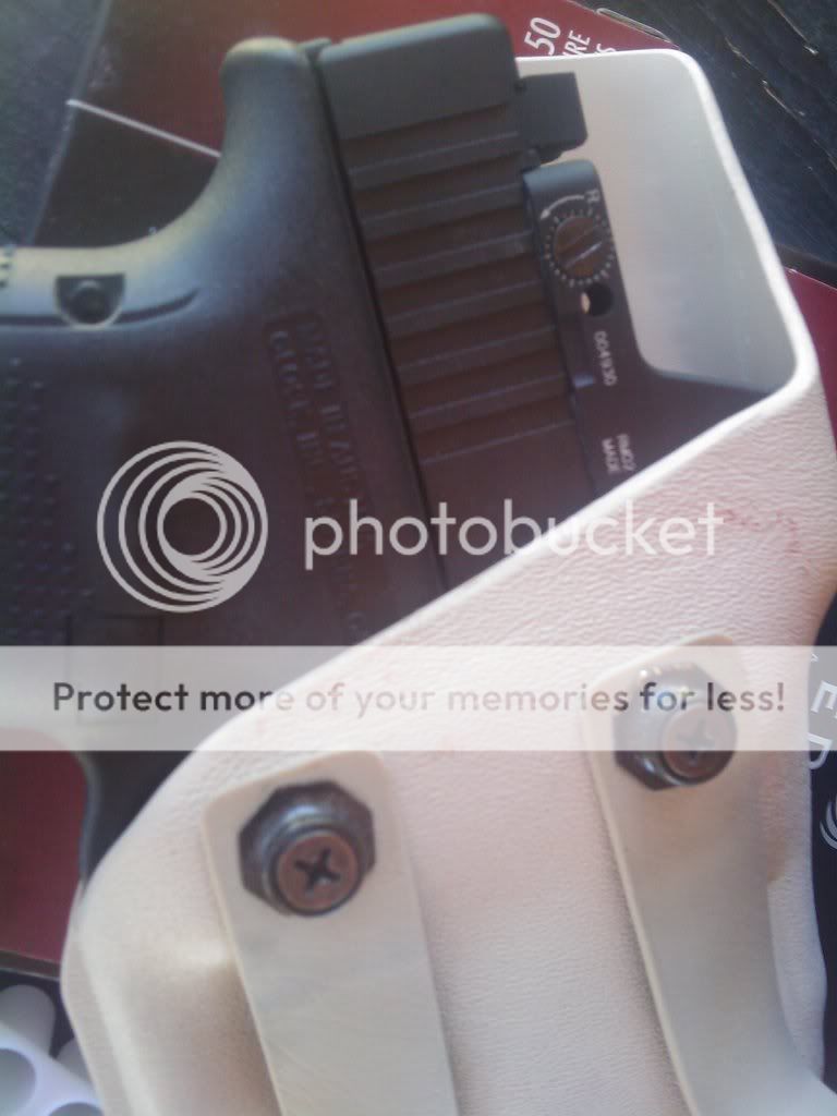 Holster1.jpg