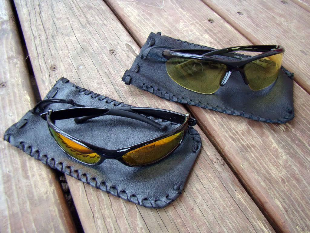 leatherpouches022.jpg