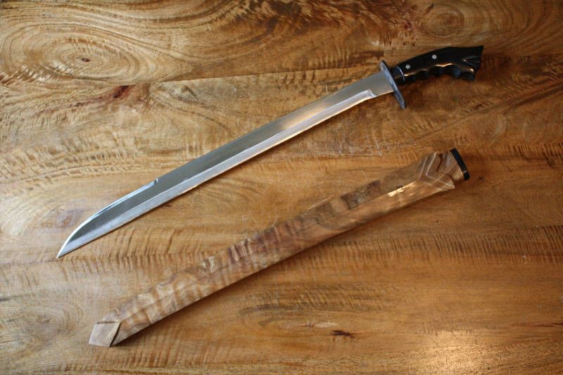 KombatWeaponsCustomGinunting20111029b_sm.jpg