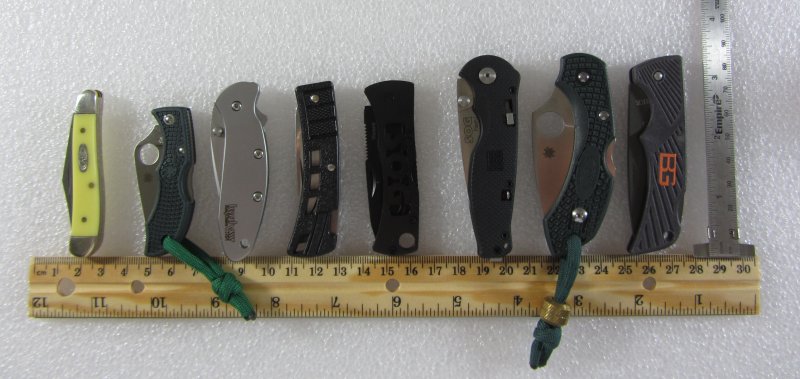 Sub3inch_Knives_Closed_20121220_800x379.jpg