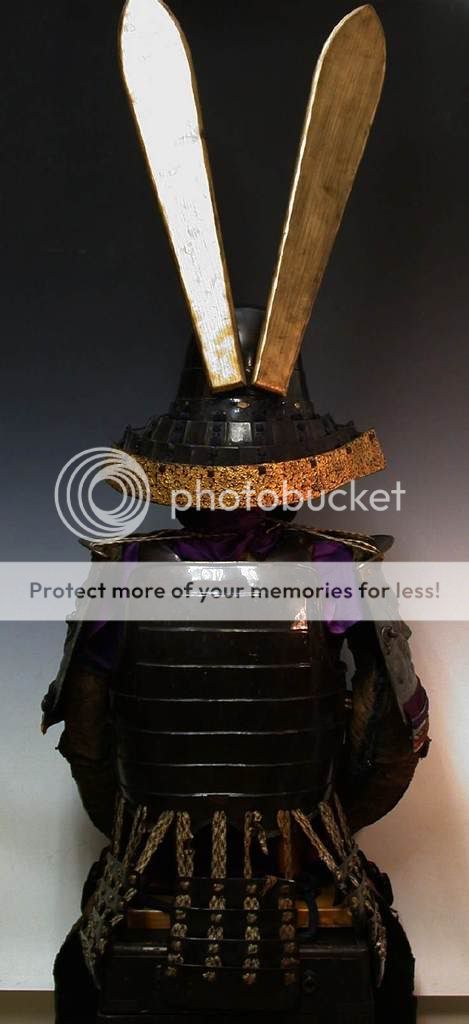 Edo_Samurai_Oni_Suit_of_Armor_0538.jpg