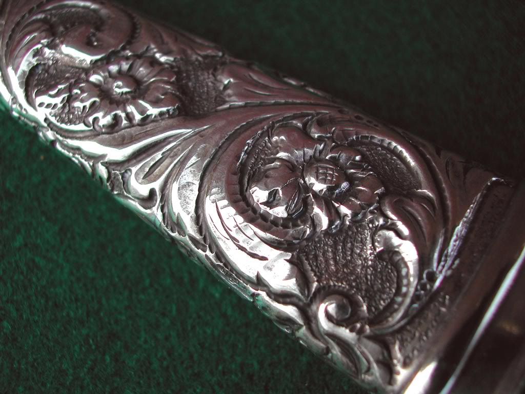 Gauch-scabbard-close.jpg